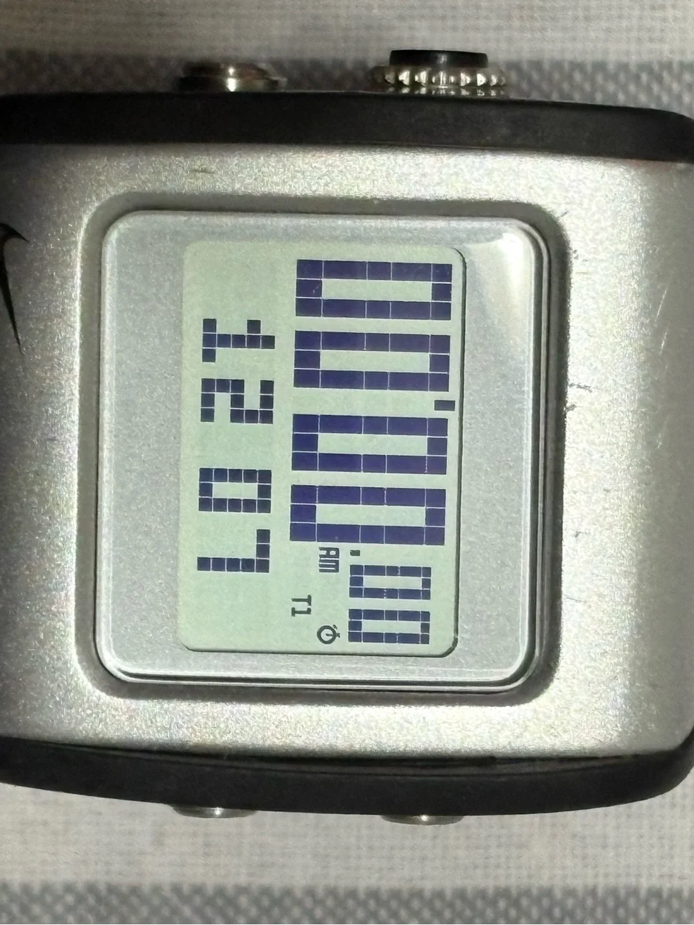 Nike WC0037 Digital Day Date Alarm Chrono Silver Tone Case Black Silicone Watch